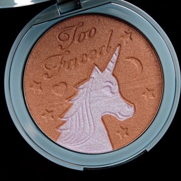 Too Faced Unicorn Tears Iridescent Mystical bronze - Picture 3 of 6